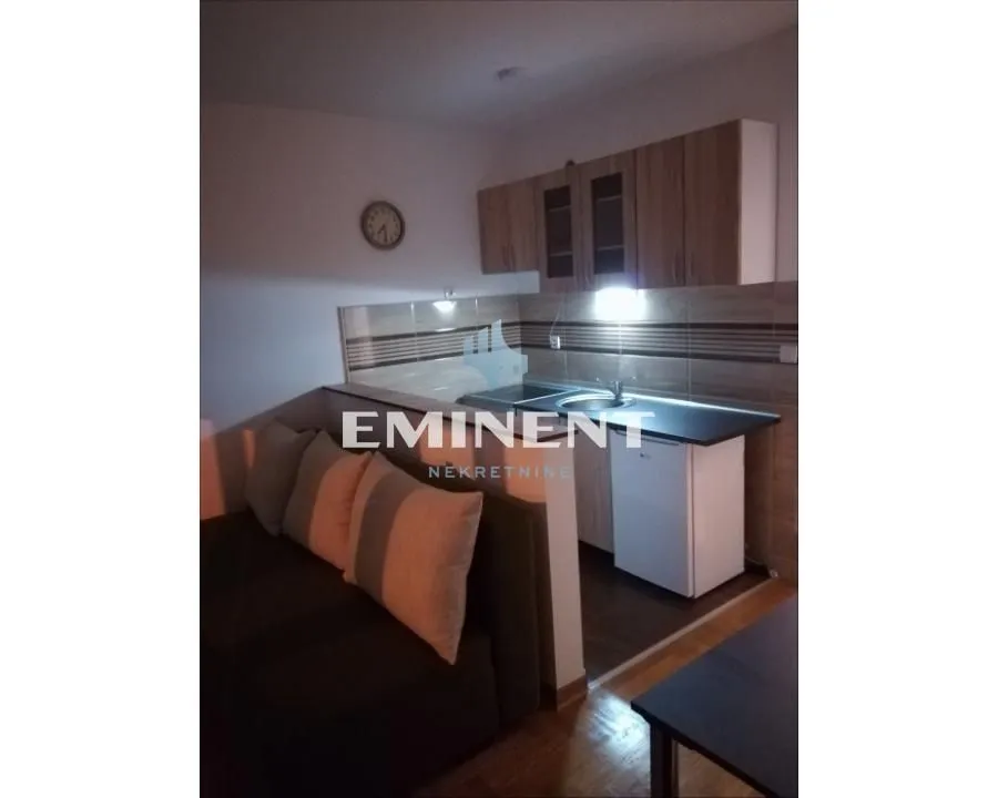Rent, apartment, 25m², Zvezdara Sve Podlokacije, Beograd