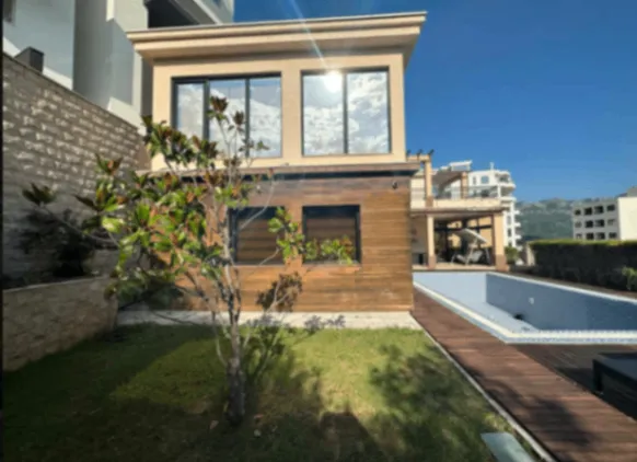 Sale, house, 300m², Bečići, Budva