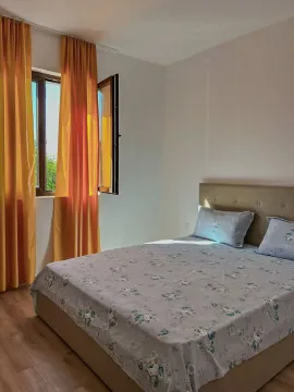 Rent, two bedroom apartment, 65m², Seljanovo, Tivat - image 6