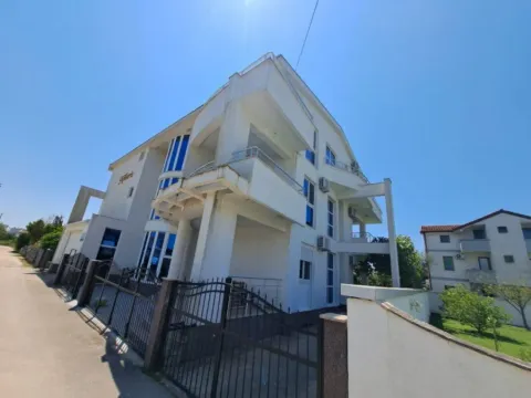 Prodaja, ugostiteljski objekat, 930m², Donji Štoj, Ulcinj - image 4