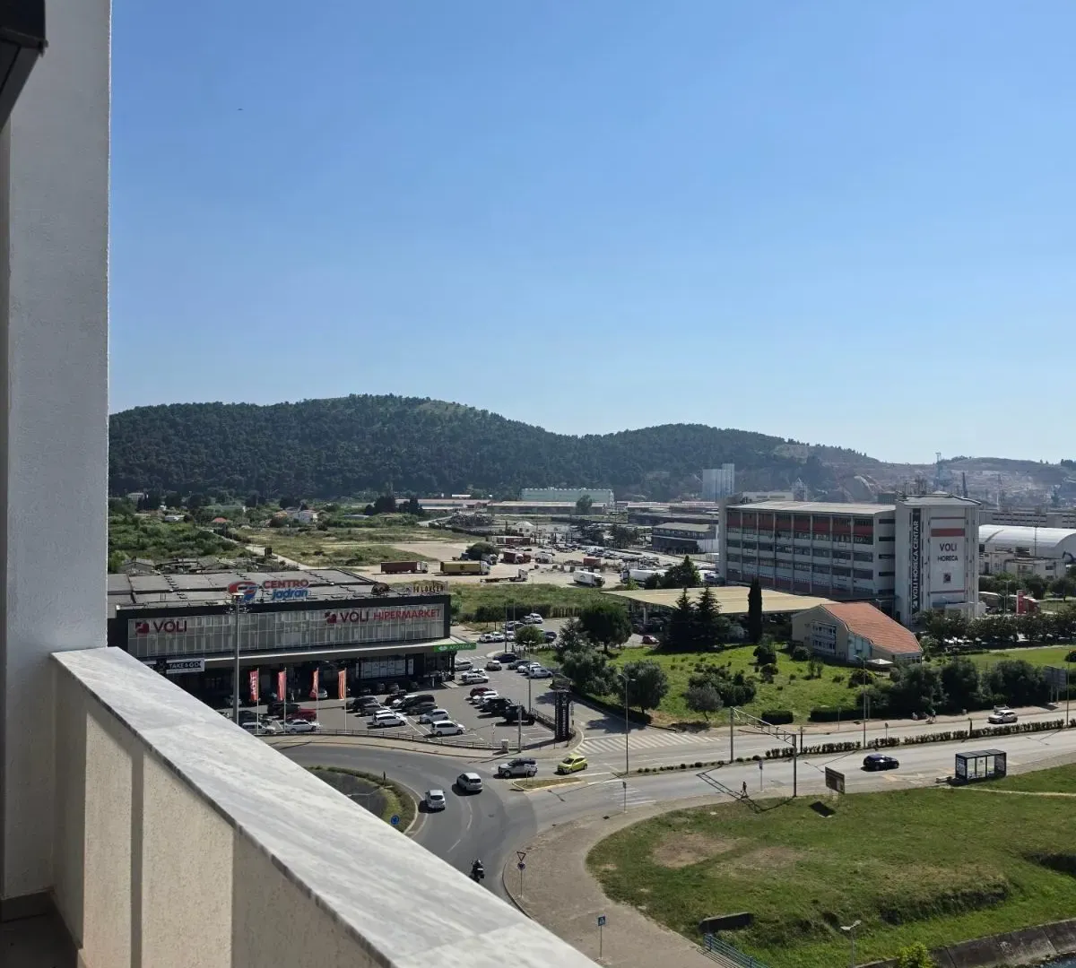 Prodaja, jednosoban stan, 57m², Centar, Bar
