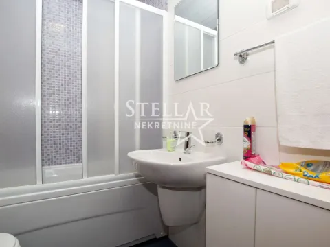 Izdavanje, jednosoban stan, 54m², City Kvart, Podgorica - image 9
