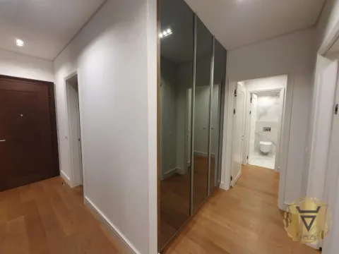 Izdavanje, dvosoban stan, 67m², Savski Venac, Beograd - image 15