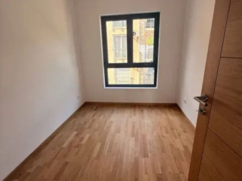 Prodaja, dvosoban stan, 64m², Bečići, Budva