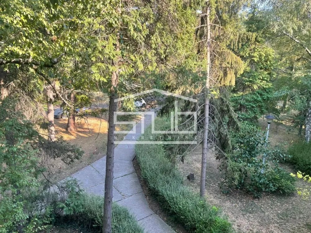 Rent, apartment, 158m², Senjak, Beograd