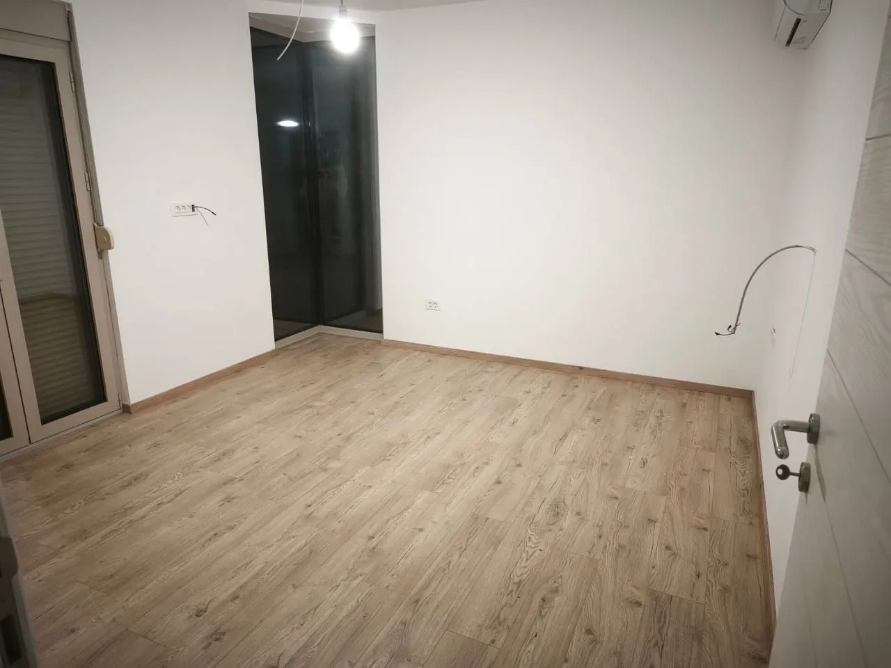 Rent, house, 360m², Donja Gorica, Podgorica