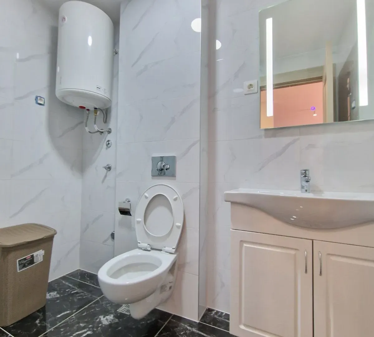 Sale, one bedroom apartment, 42m², Bečići, Budva
