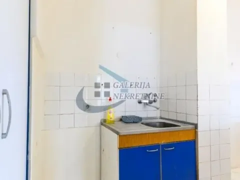 Prodaja, trosoban stan, 77m², Banjica, Voždovac Sve Podlokacije - image 21