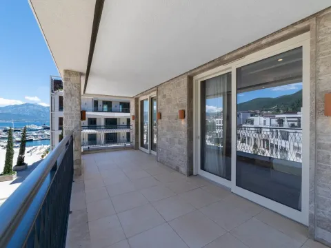 Prodaja, jednosoban stan, 88m², Portonovi, Herceg Novi - image 4