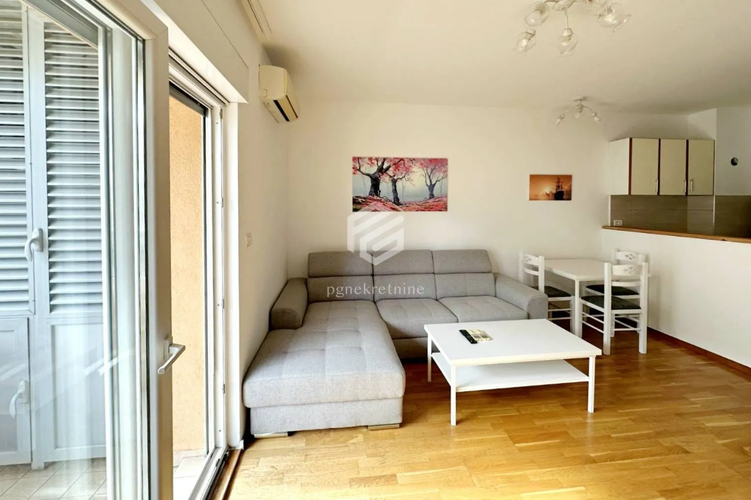 Prodaja, jednosoban stan, 50m², City Kvart, Podgorica