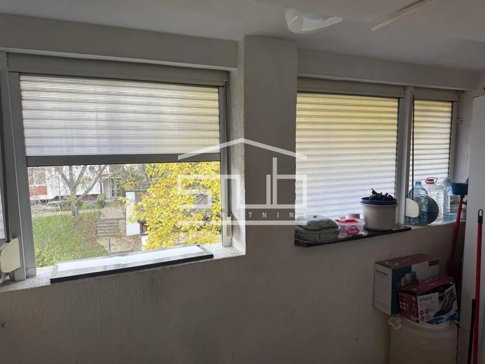 Prodaja, četvorosoban stan, 103m², Čukarica, Beograd