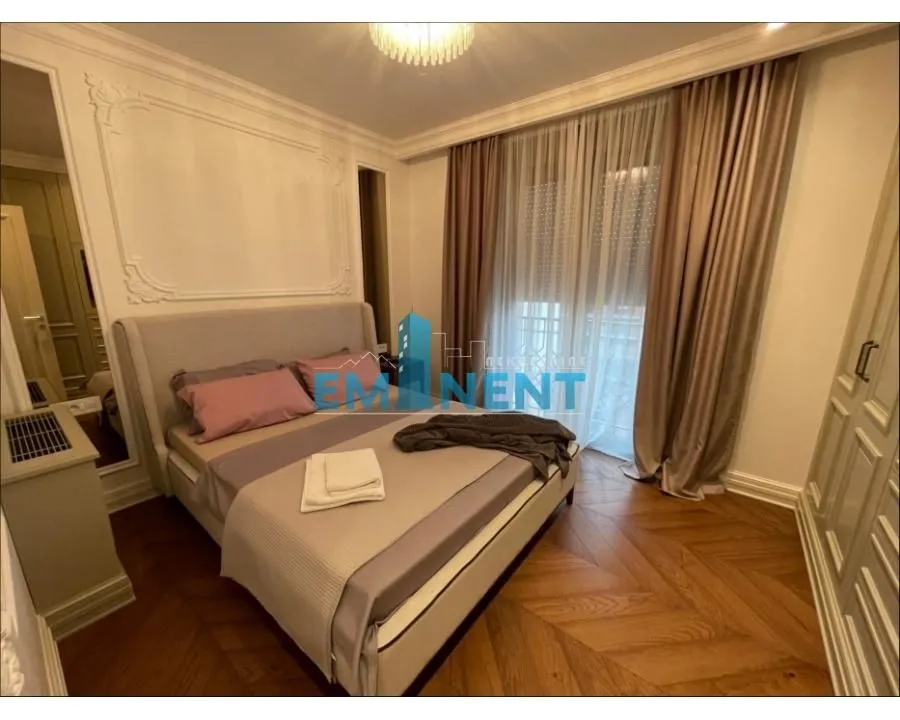 Rent, apartment, 200m², Čubura, Beograd