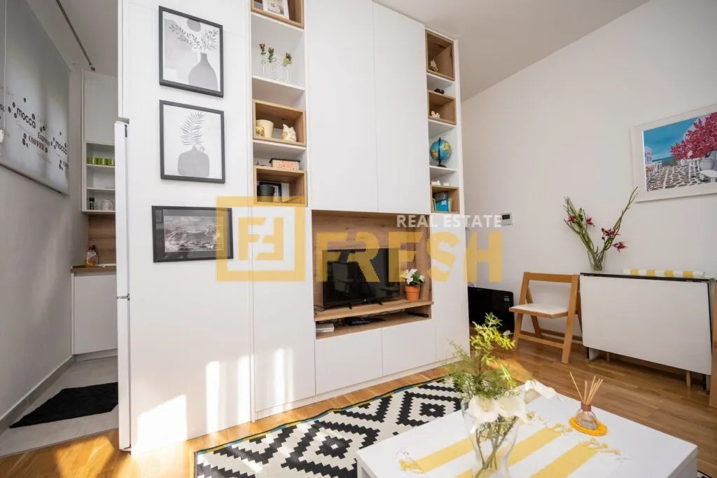 Izdavanje, stan, 24m², Tološi, Podgorica