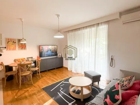 Prodaja, trosoban stan, 68m², Podgorica, Crna Gora - image 1
