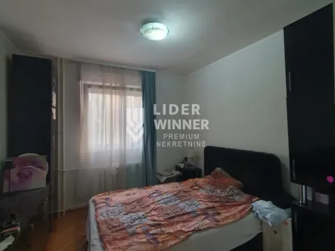 Prodaja, trosoban stan, 76m², Vračar Sve Podlokacije, Beograd - image 3