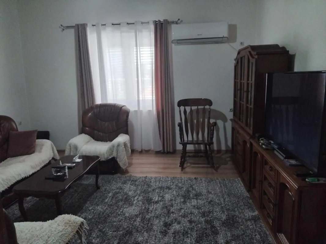 Prodaja, dvosoban stan, 84m², Gorica C, Podgorica