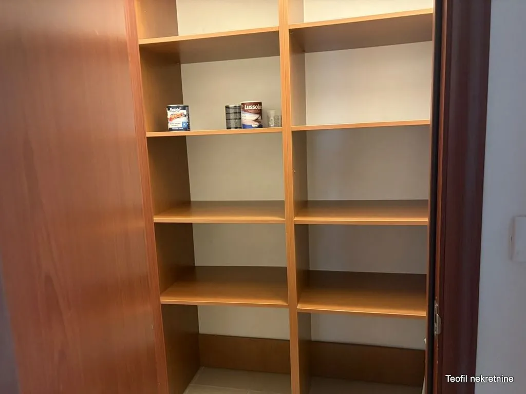 Prodaja, dvosoban stan, 69m², Lekino Brdo, Voždovac Sve Podlokacije