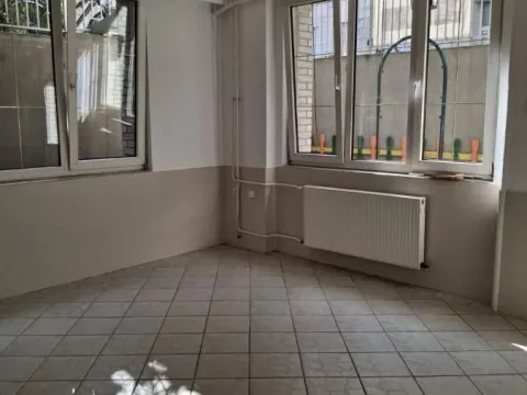 Izdavanje, poslovni prostor, 160m², Grbavica, Novi Sad Sve Podlokacije - image 3