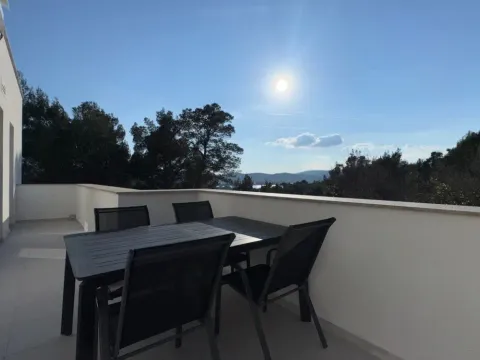 Prodaja, dvosoban stan, 90m², Tivat, Crna Gora - image 18