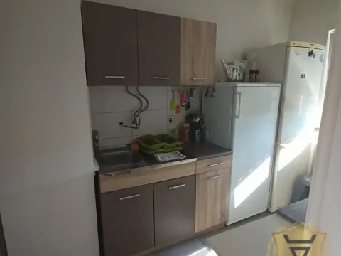 Izdavanje, četvorosoban stan, 85m², Farmaceutski Fakultet, Voždovac Sve Podlokacije - image 6