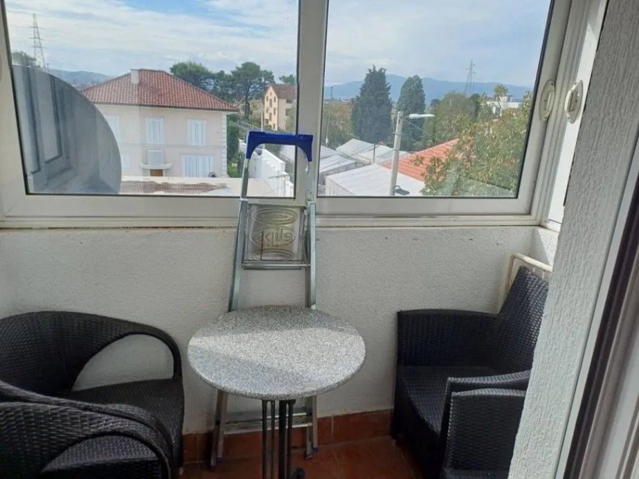 Prodaja, jednosoban stan, 46m², Tološi, Podgorica