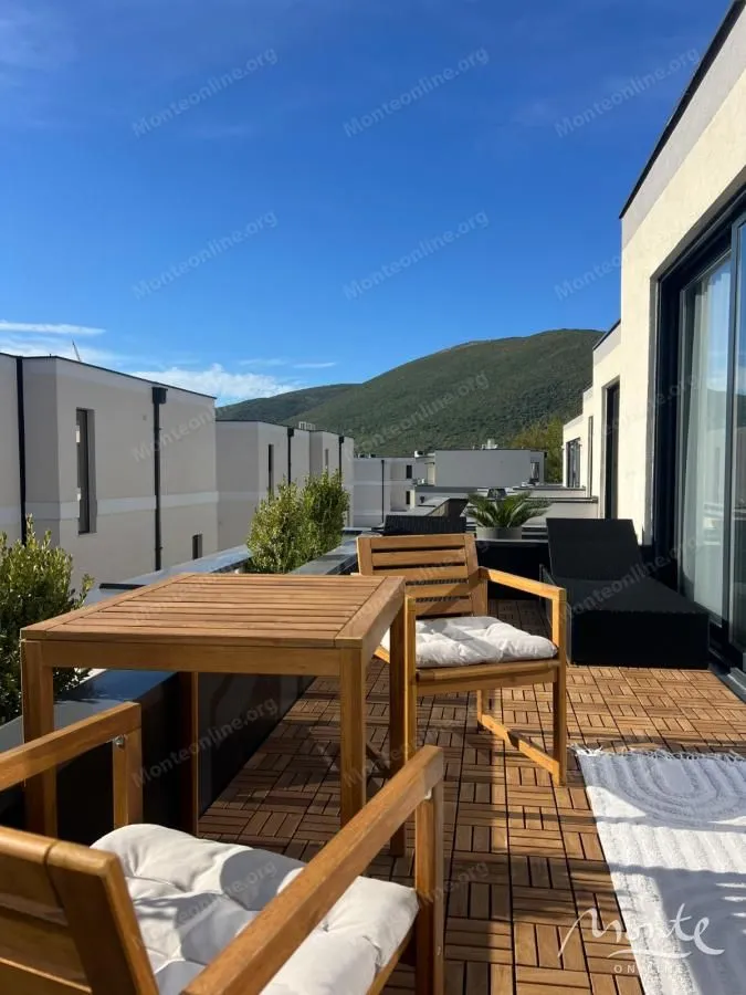 Sale, house, 176m², Kotor, Crna Gora