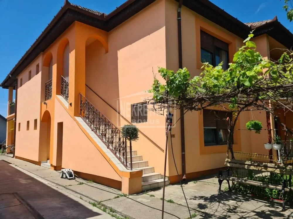 Prodaja, kuća, 400m², Aleksandrovo, Subotica