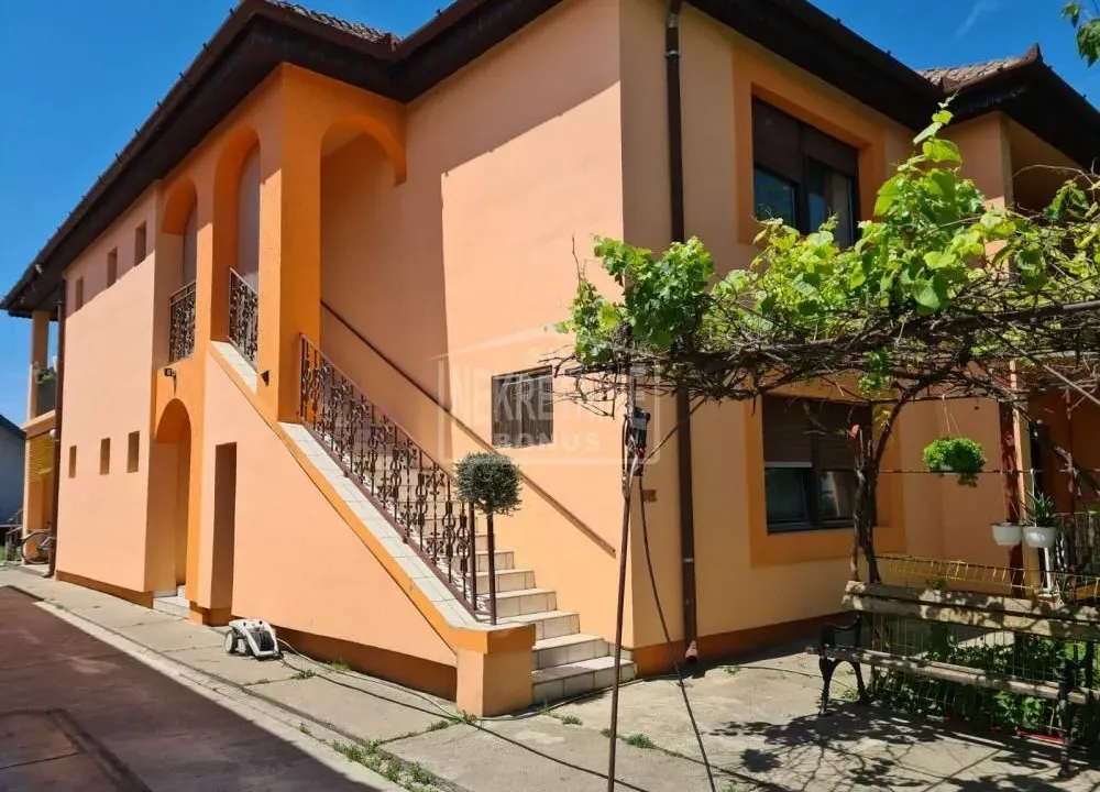 Prodaja, kuća, 400m², Aleksandrovo, Subotica