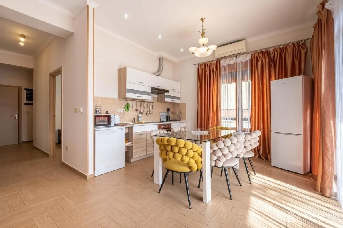Sale, two bedroom apartment, 79m², Orahovac, Kotor