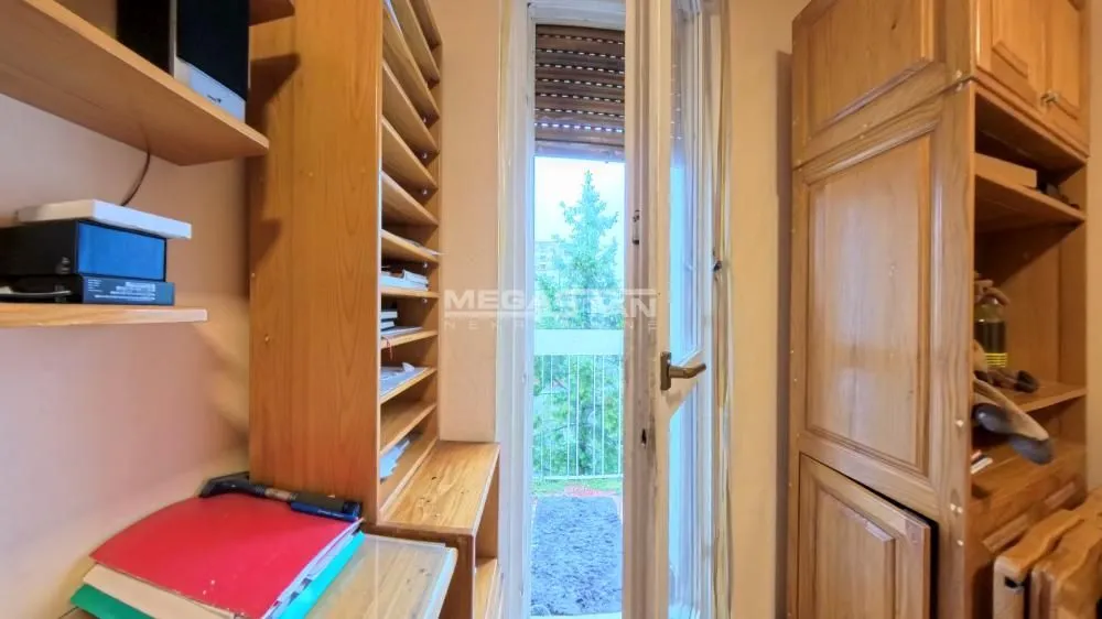 Sale, three bedroom apartment, 76m², Stari Grad, Beograd