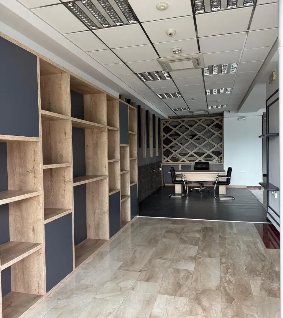 Rent, office space, 151m², Bečići, Budva