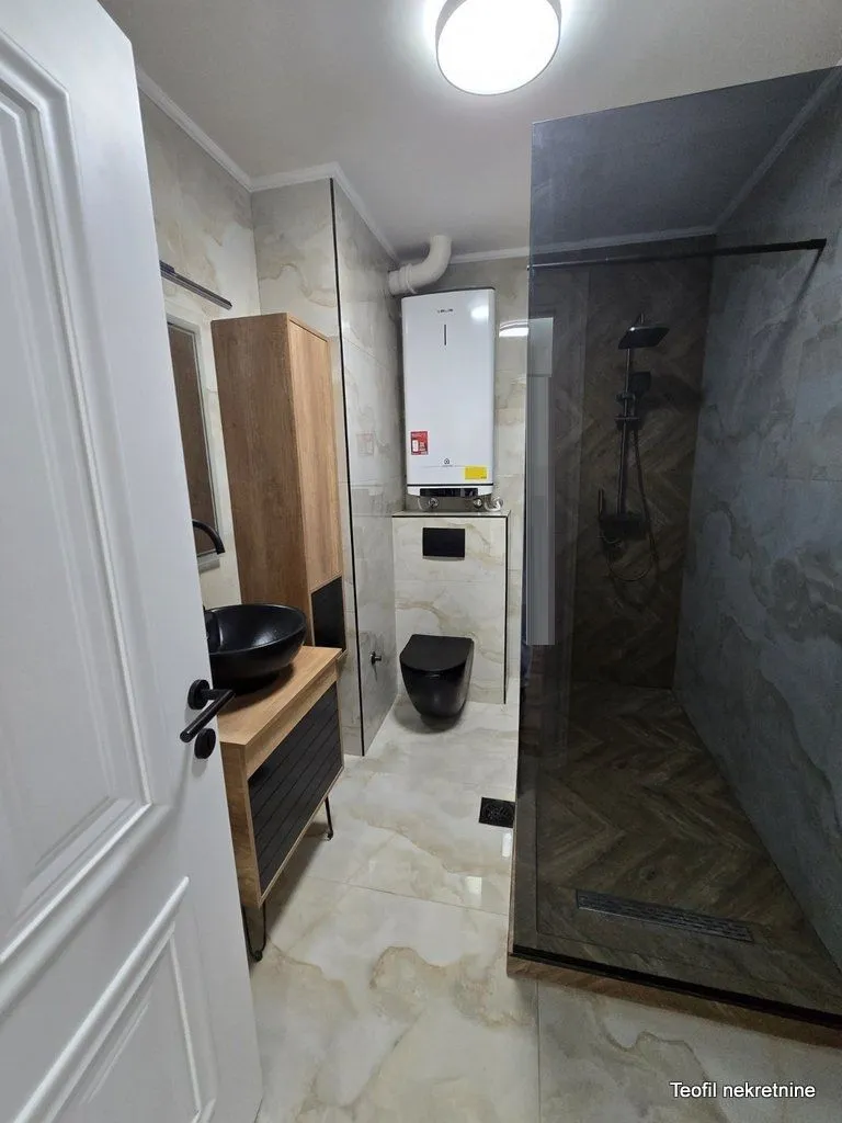 Sale, three bedroom apartment, 75m², Južni Bulevar, Vračar Sve Podlokacije