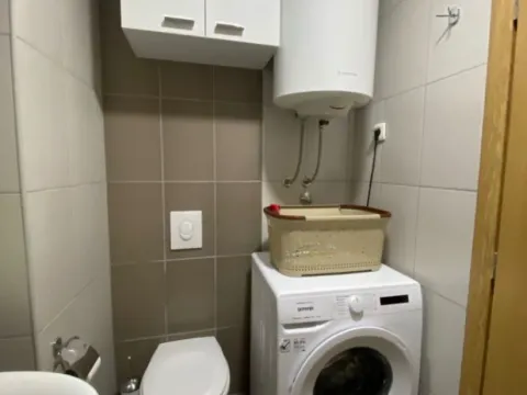 Izdavanje, jednosoban stan, 47m², Podgorica, Crna Gora - image 5