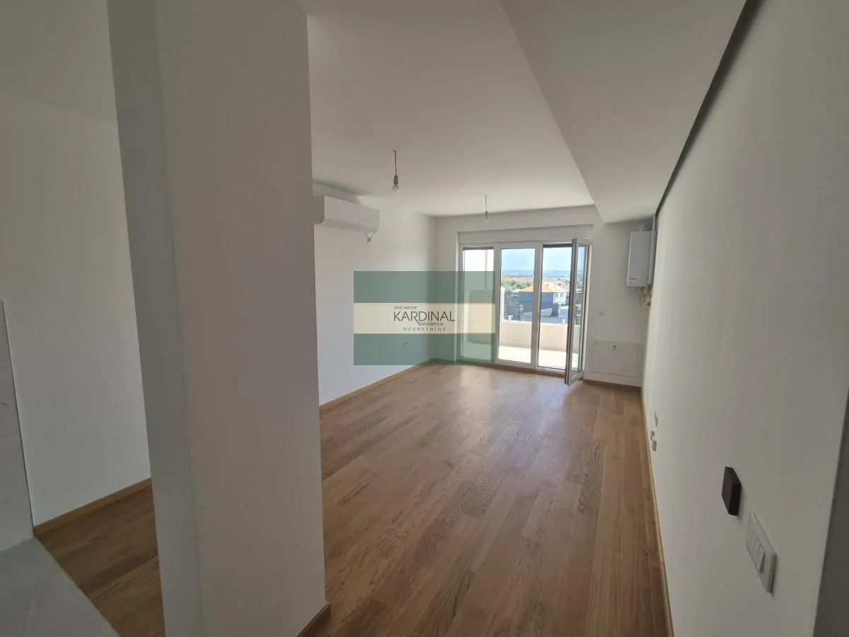 Prodaja, trosoban stan, 69m², Sarina Medja, Jagodina