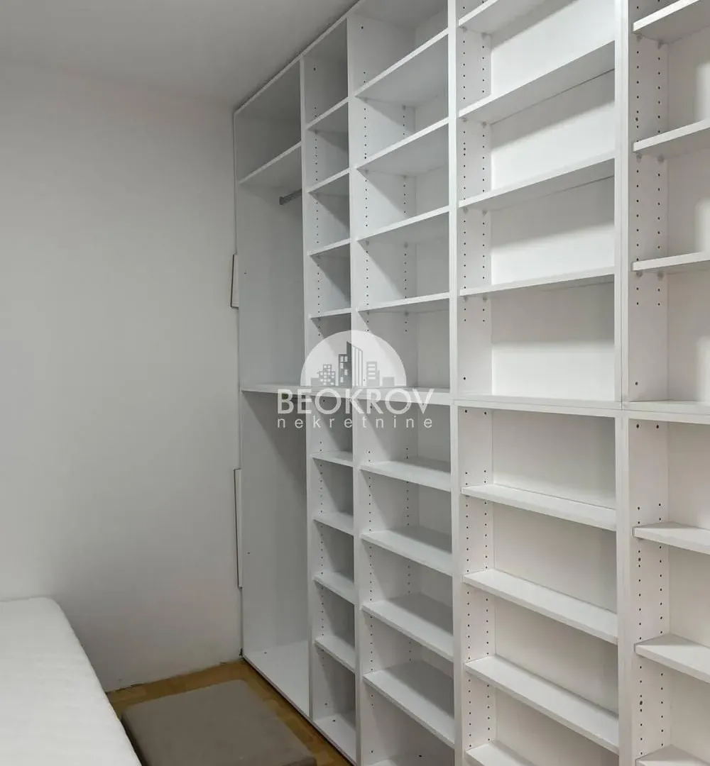 Sale, two bedroom apartment, 47m², Bajlonijeva Pijaca, Beograd