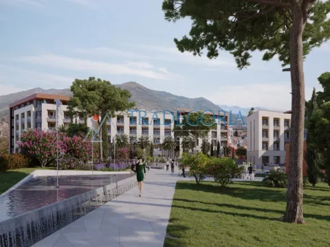 Prodaja, stan, 42m², Tivat, Crna Gora - image 8