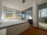 Izdavanje, trosoban stan, 80m², Centar, Novi Sad - image 15