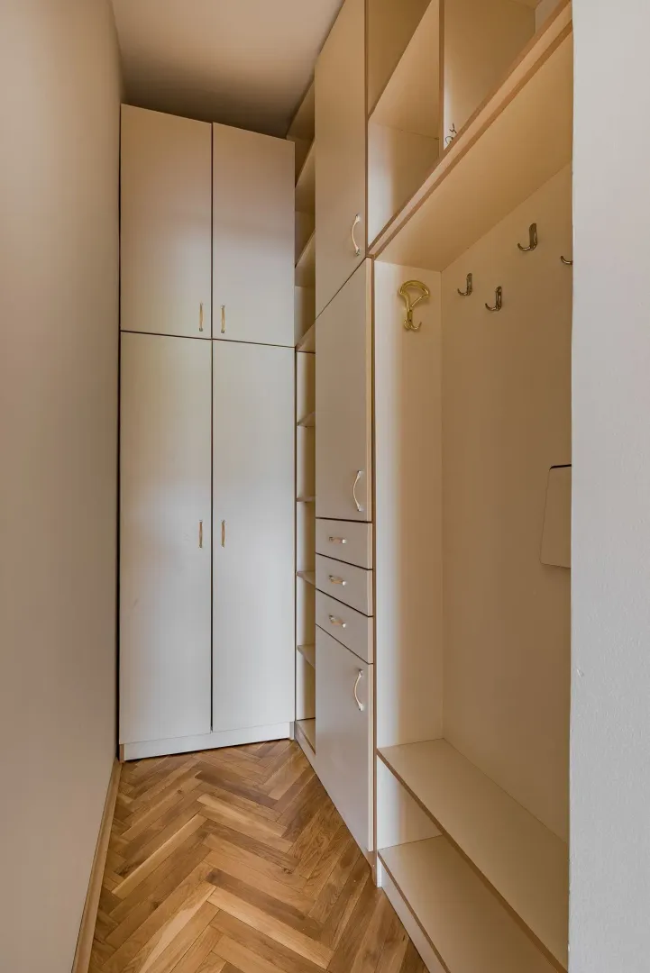 Rent, house, 370m², Zabjelo, Podgorica