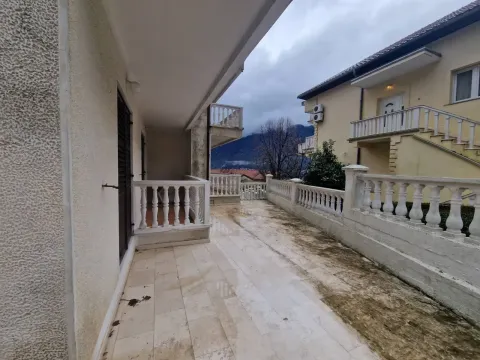 Prodaja, kuća, 461m², Kotor, Crna Gora - image 2