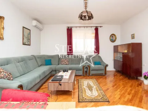 Prodaja, kuća, 80m², Danilovgrad, Crna Gora - image 1