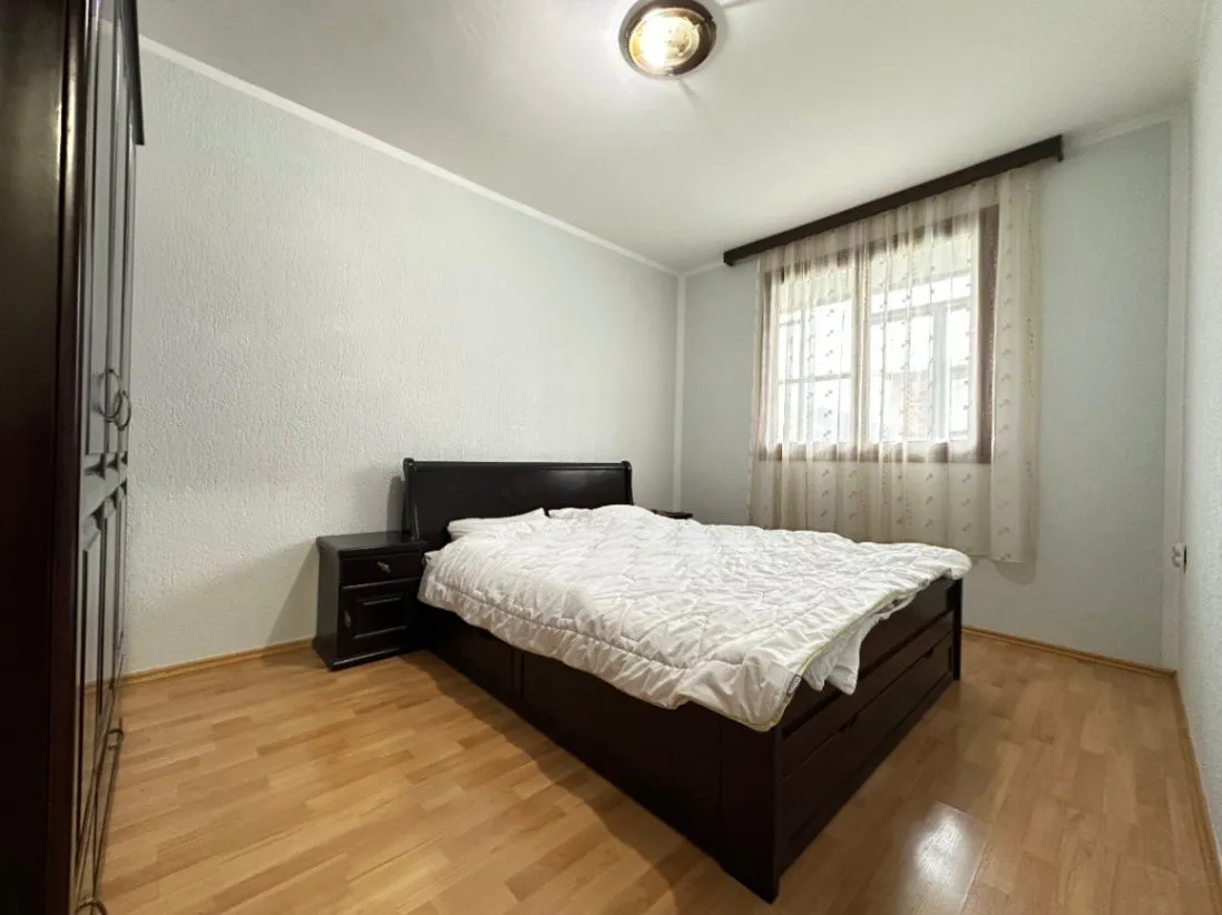 Izdavanje, kuća, 100m², Zagorič, Podgorica
