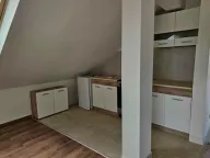 Izdavanje, jednosoban stan, 75m², Stari Aerodrom, Podgorica - image 9