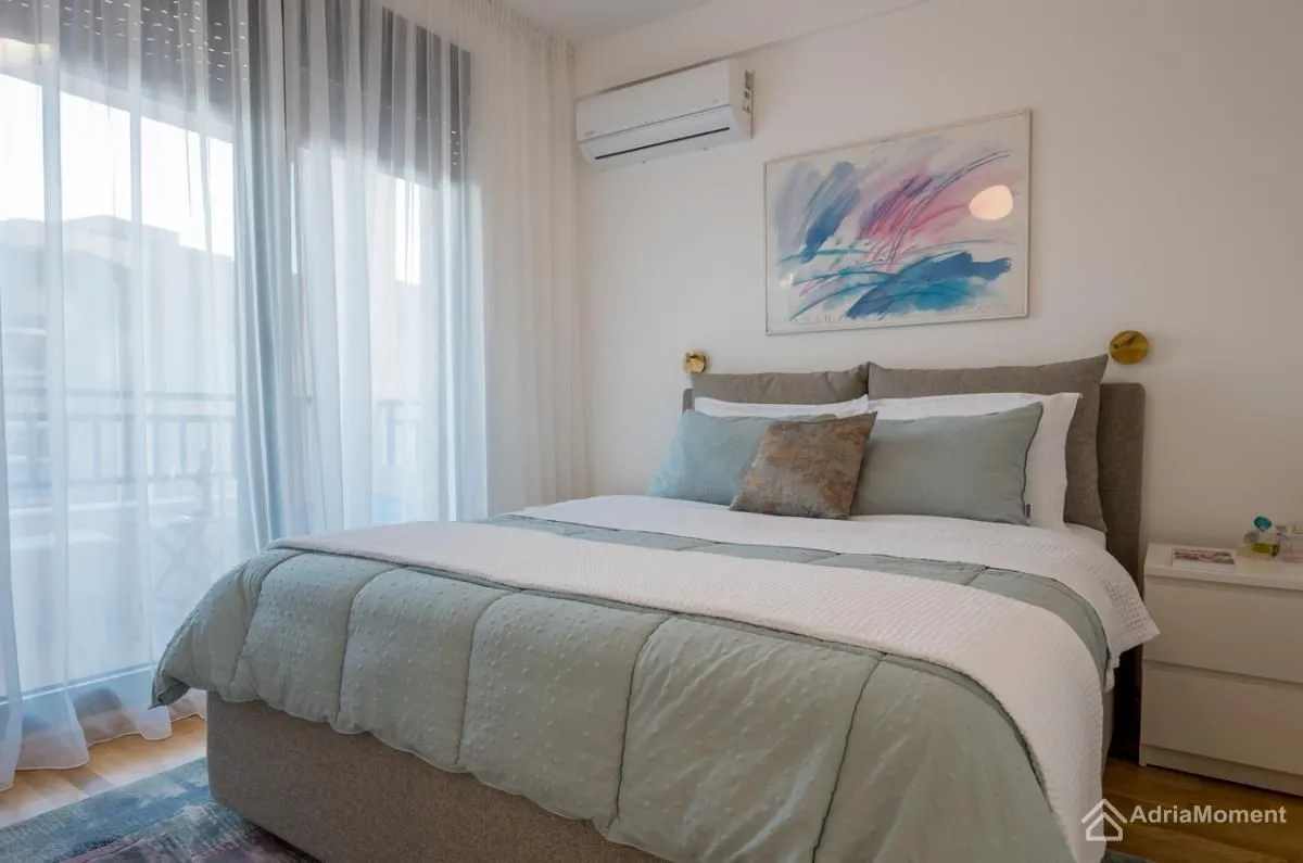 Sale, two bedroom apartment, 63m², Centar, Tivat