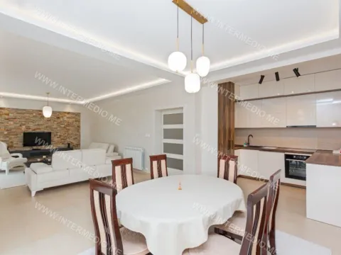 Sale, house, 220m², Zelenika, Herceg Novi - image 9