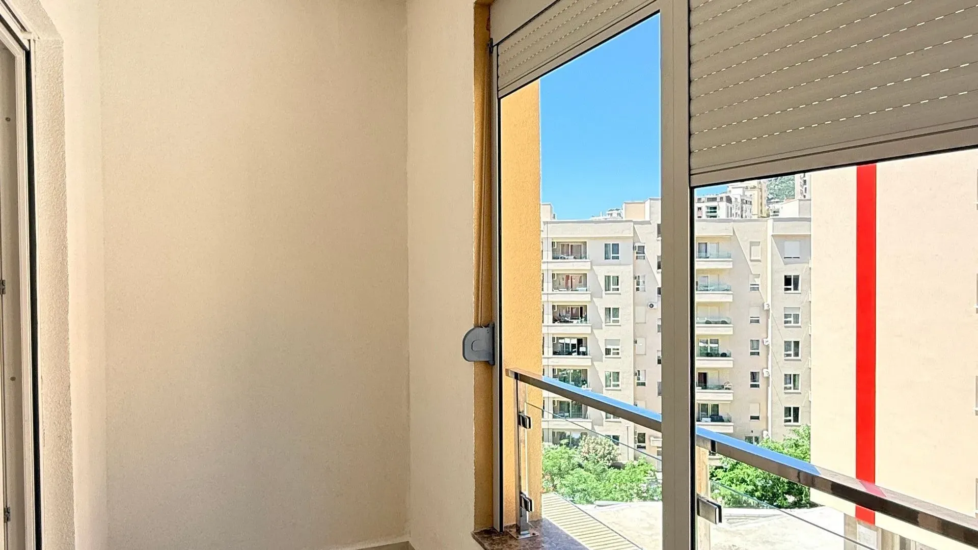 Sale, one bedroom apartment, 43m², Bečići, Budva
