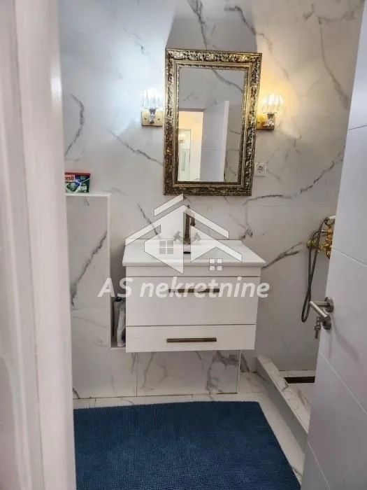 Rent, two bedroom apartment, 56m², Vračar Sve Podlokacije, Beograd