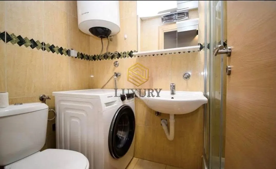 Prodaja, jednosoban stan, 37m², Centar, Podgorica