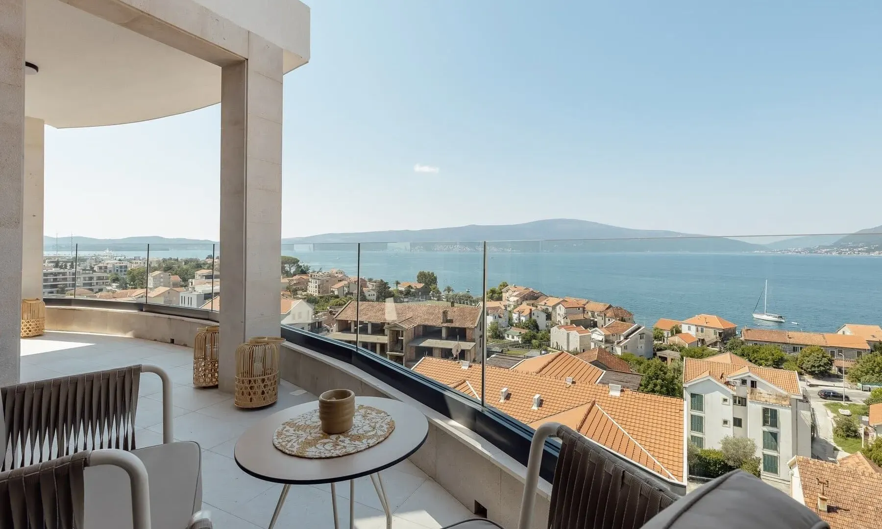 Rent, three bedroom apartment, 125m², Donja Lastva, Tivat