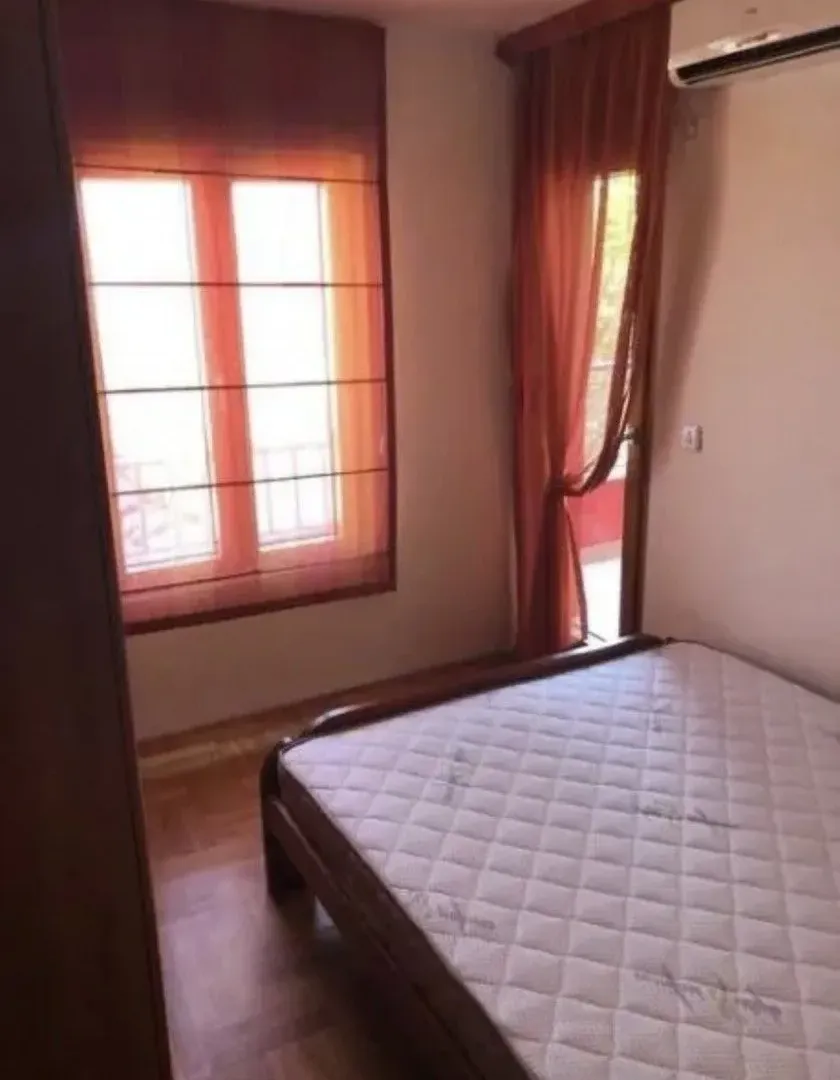 Izdavanje, jednosoban stan, 43m², Preko Morače, Podgorica