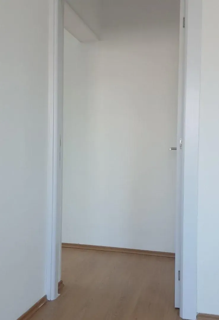 Prodaja, dvosoban stan, 61m², Kanarevo Brdo, Beograd
